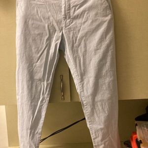 vineyard vines blue and white pants